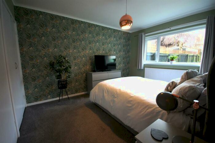 2 Bedroom Detached Bungalow For Sale In Crake Wells, Walkington, Beverley, HU17