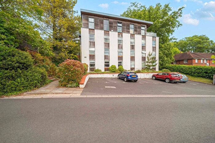 1 Bedroom Flat To Rent In Sparkford Road, Orchard House Sparkford Road, SO22