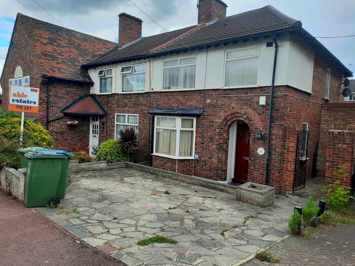 3 Bedroom End Of Terrace House To Rent In Willrose Cresent, Abbey Wood, SE2