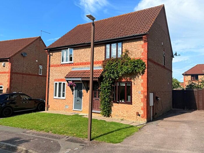 2 Bedroom Semi-Detached House To Rent In Bernstein Close, Browns Wood, MK7