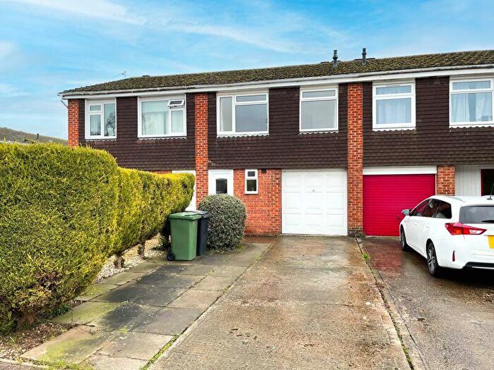 3 Bedroom Terraced House To Rent In Winterborne Road, Abingdon, OX14