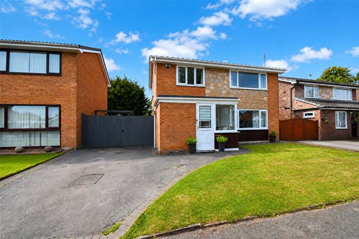 4 Bedroom Detached House For Sale In Meadow Croft, Willaston, Neston, CH64