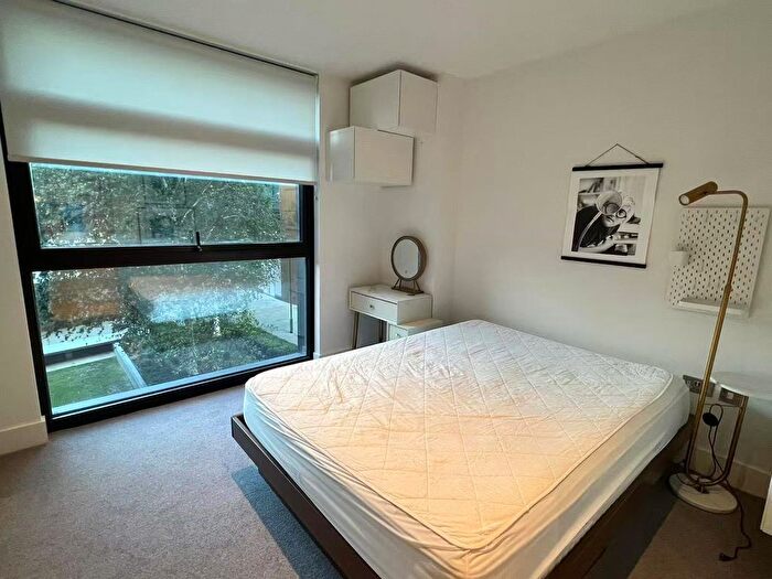1 Bedroom Flat To Rent In Bowl Court, London, EC2A
