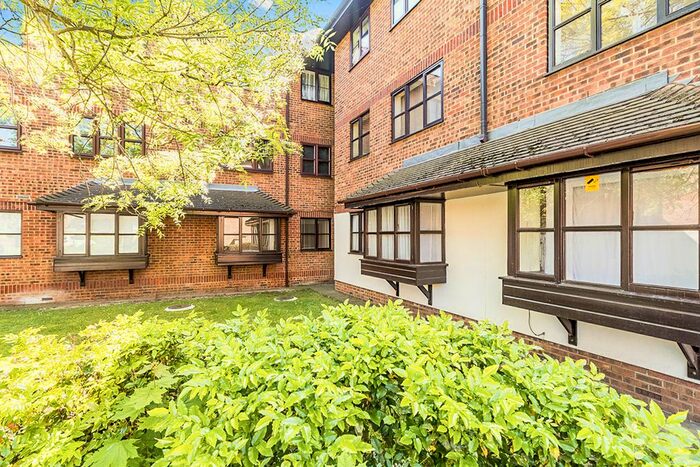 Studio To Rent In Prudhoe Court Osbourne Road, Dartford, DA2