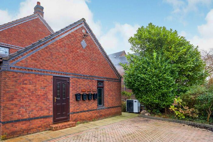 1 Bedroom Detached House To Rent In The Beeches, The Gables, Littleover, DE23
