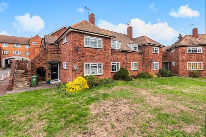 2 Bedroom Maisonette To Rent In Elmcroft Drive, Ashford, TW15