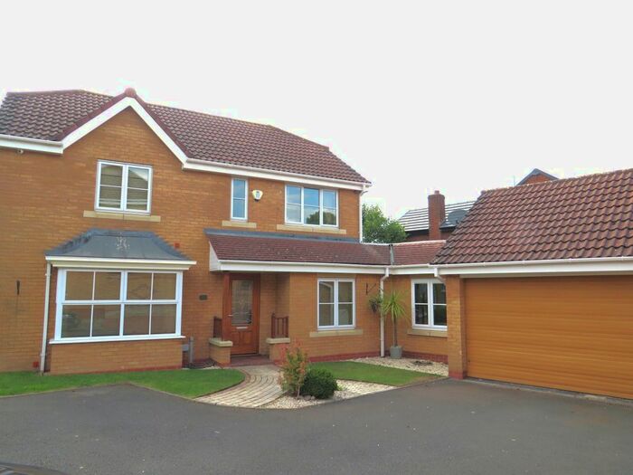 4 Bedroom Detached House To Rent In Wyndley Close, Sutton Coldfield, B74