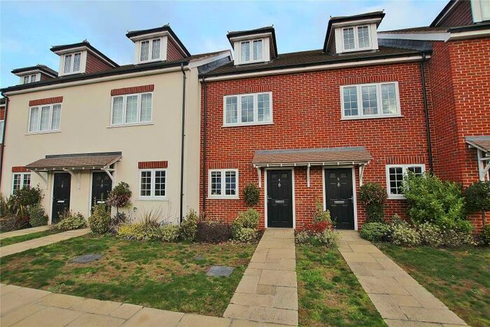 3 Bedroom Town House To Rent In Bisley, Woking, Surrey, GU24