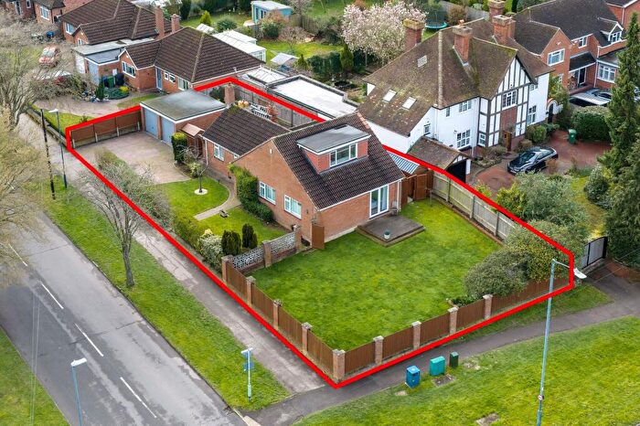 4 Bedroom Detached Bungalow For Sale In Telford Avenue, Leamington Spa, CV32