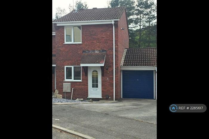 2 Bedroom Terraced House To Rent In Overcombe Close, Poole, BH17
