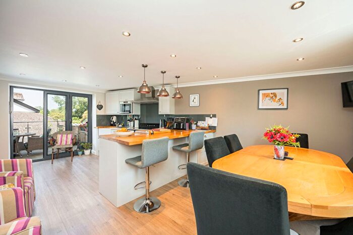 3 Bedroom Cottage For Sale In Cordell House, Crickhowell, NP8
