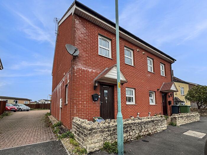 4 Bedroom Semi-Detached House To Rent In Woodfield Road, Dursley, GL11