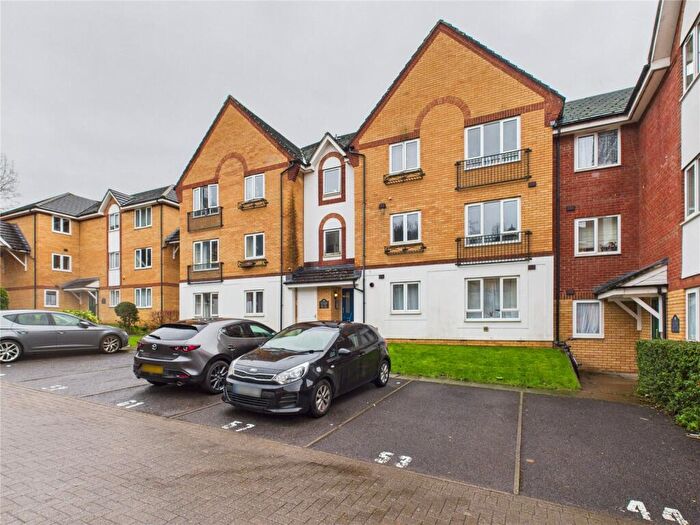 1 Bedroom Apartment For Sale In Butlers Close, Crews Hole, Bristol, BS5