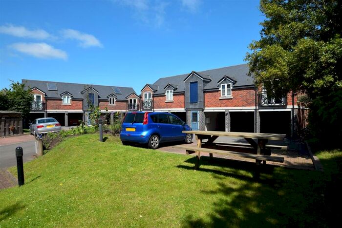 1 Bedroom Apartment For Sale In Great Willow Court, Off Uttoxeter Road, Derby, DE22