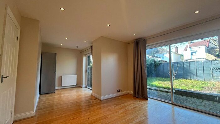 3 Bedroom Terraced House To Rent In Butler Street, Middlesex, UB10