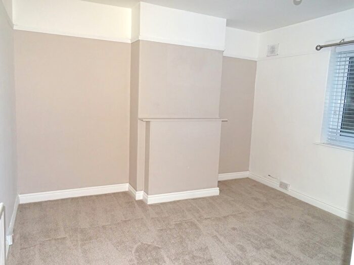 4 Bedroom Terraced House To Rent In Bron Y Felin, Llangefni, Ynys Mon, LL77