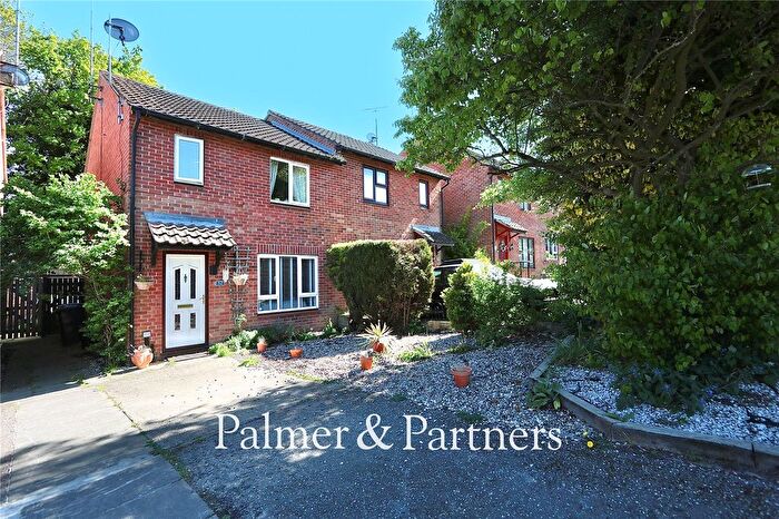 3 Bedroom Semi-Detached House For Sale In Pearsons Way, Copdock, Suffolk, IP8