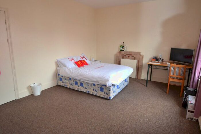 5 Bedroom Semi-Detached House To Rent In Mabel Grove, West Bridgford, NG2