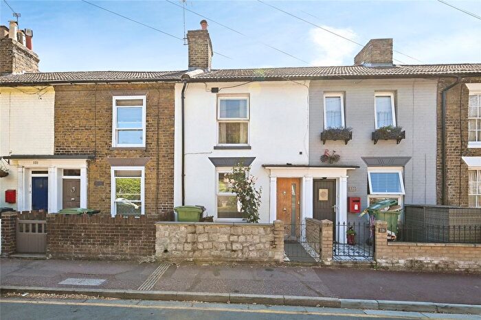 2 Bedroom Terraced House For Sale In Union Street, Maidstone, Kent, ME14