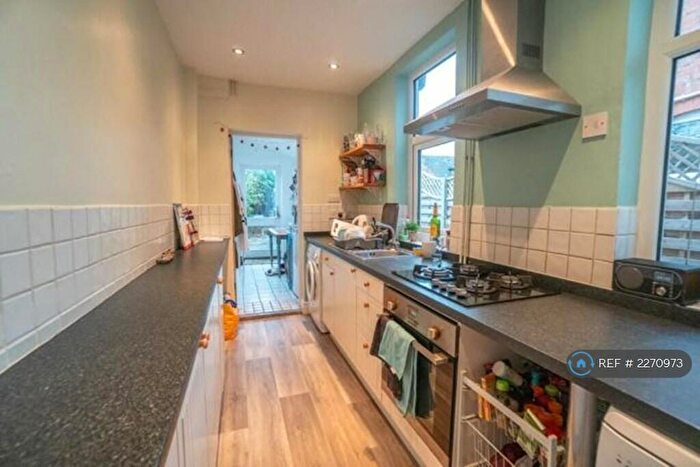 3 Bedroom Terraced House To Rent In Hartopp Road, Leicester, LE2