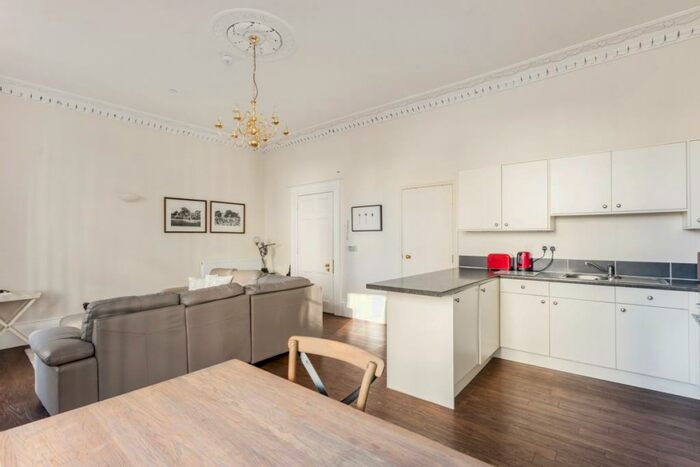 1 Bedroom Flat To Rent In Wellington Street Cheltenham, GL50