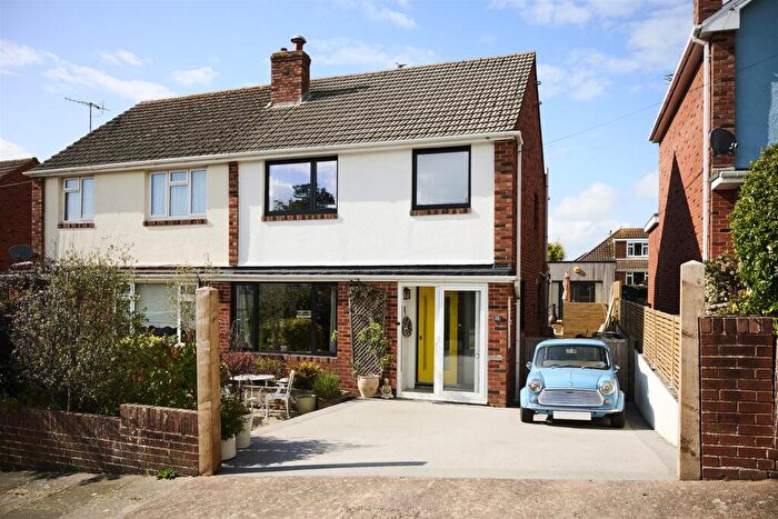 3 Bedroom Detached House For Sale In West Garth Road, Exeter, EX4
