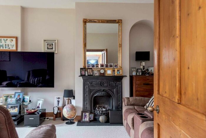 4 Bedroom Detached House For Sale In New Ground Road, Aldbury, HP23