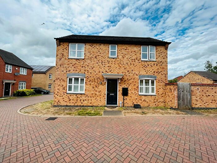 3 Bedroom House To Rent In The Carabiniers, Coventry, CV3