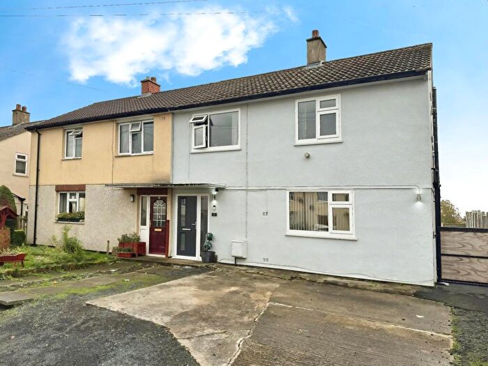 3 Bedroom Semi-Detached House For Sale In Foldings Grove, Scholes, Cleckheaton, BD19
