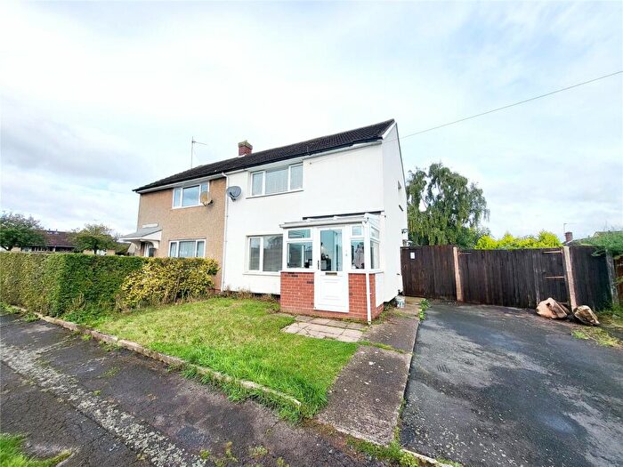 2 Bedroom Semi-Detached House To Rent In St. Pauls Avenue, Kidderminster, Worcestershire, DY11