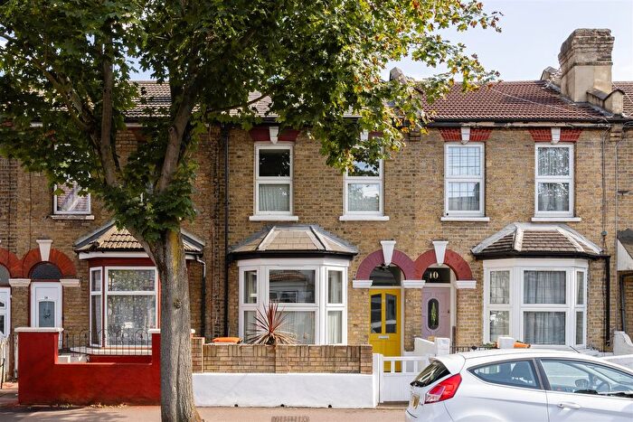 2 Bedroom Terraced House For Sale In Colston Road, Forest Gate, E7