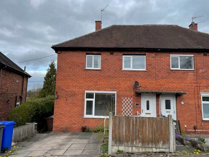 3 Bedroom Semi-Detached House To Rent In Hollowood Place, Norton, Stoke-On-Trent, Staffordshire, ST6