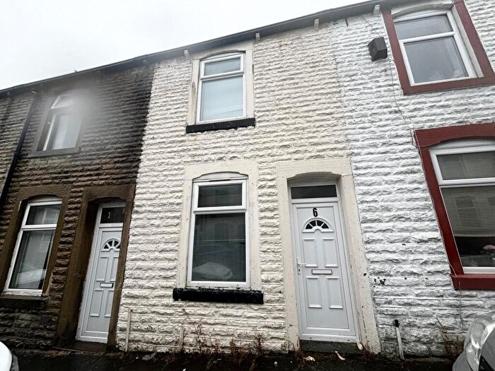 2 Bedroom House To Rent In Parkinson Street, BB11