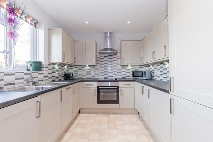 2 Bedroom Apartment To Rent In Cherwell Drive Marston, OX3