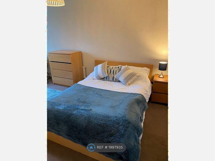 1 Bedroom Flat To Rent In Dunstable Court, London, SE3