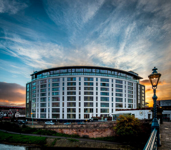 3 Bedroom Apartment To Rent In The Waterside Penthouse Apartment, NG2