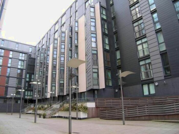 2 Bedroom Flat To Rent In Oswald Street, Glasgow, G1