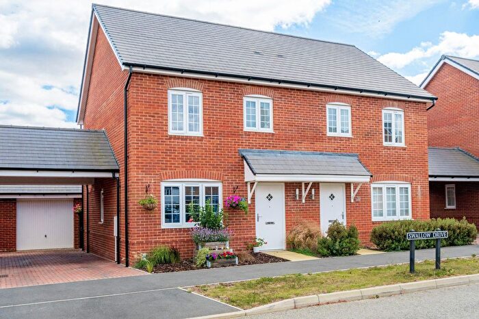 3 Bedroom Semi-Detached House For Sale In Swallow Drive, Wymondham, NR18