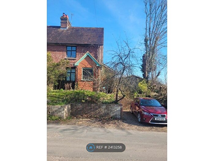 3 Bedroom Semi-Detached House To Rent In Brookside Cottages, Etchingham, TN19