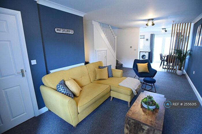 3 Bedroom Semi-Detached House To Rent In Grosvenor Court, Lincoln, LN5