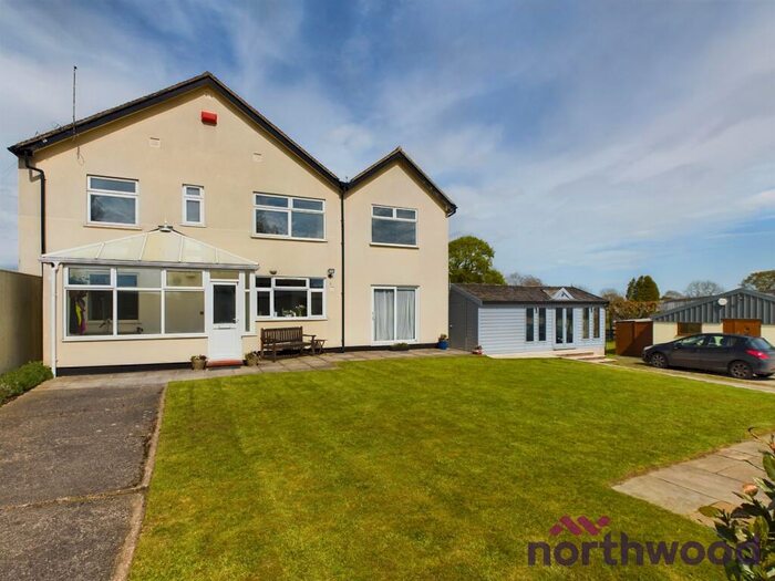 3 Bedroom Smallholding For Sale In Newcastle Road, Smallwood, CW11