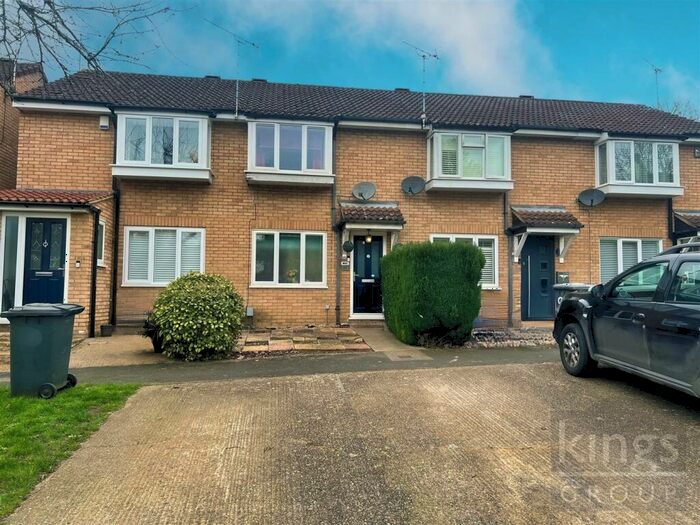 2 Bedroom House To Rent In The Hyde, Ware, SG12