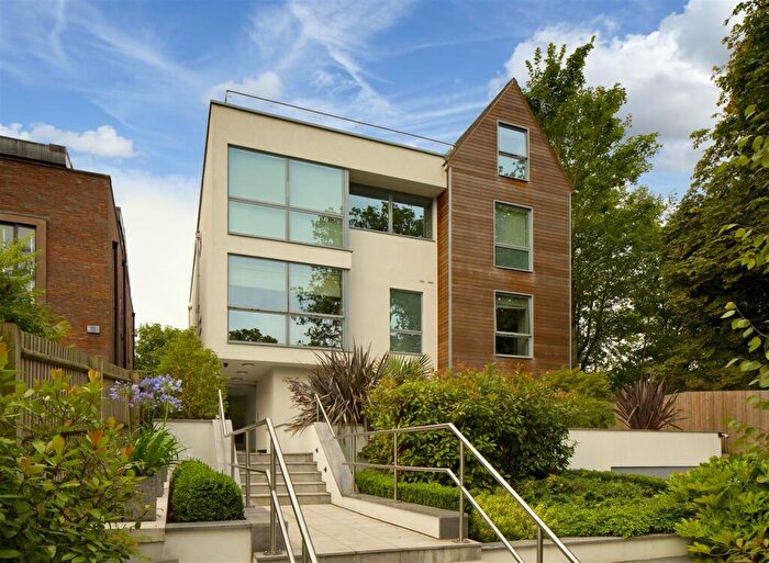 4 Bedroom Flat To Rent In Penthouse Apartment, Hampstead, NW3