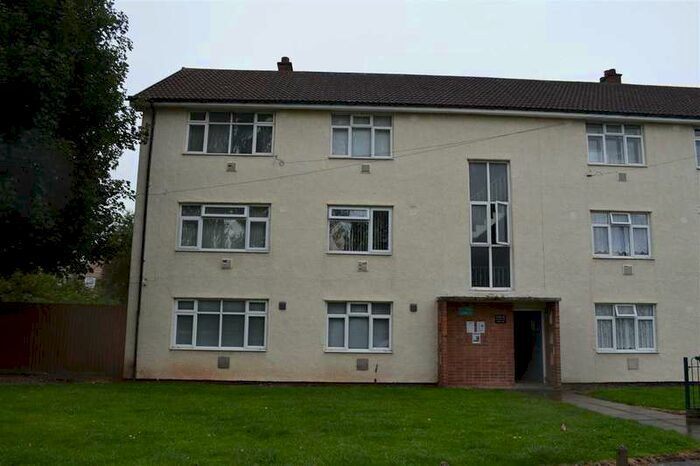 2 Bedroom Apartment To Rent In Silvermere Road, Sheldon, Birmingham, B26