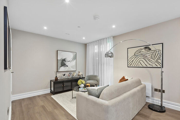 2 Bedroom Flat For Sale In Plot . The Link Apts Brent Park Road, London, NW9