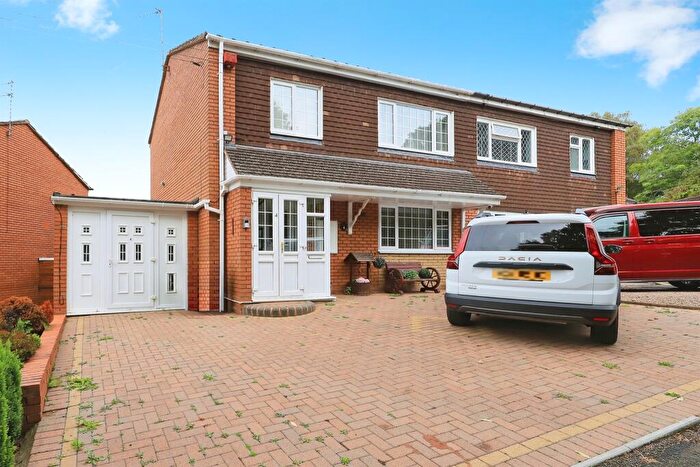 3 Bedroom Semi-Detached House For Sale In Chalfont Place, Stourbridge, DY9