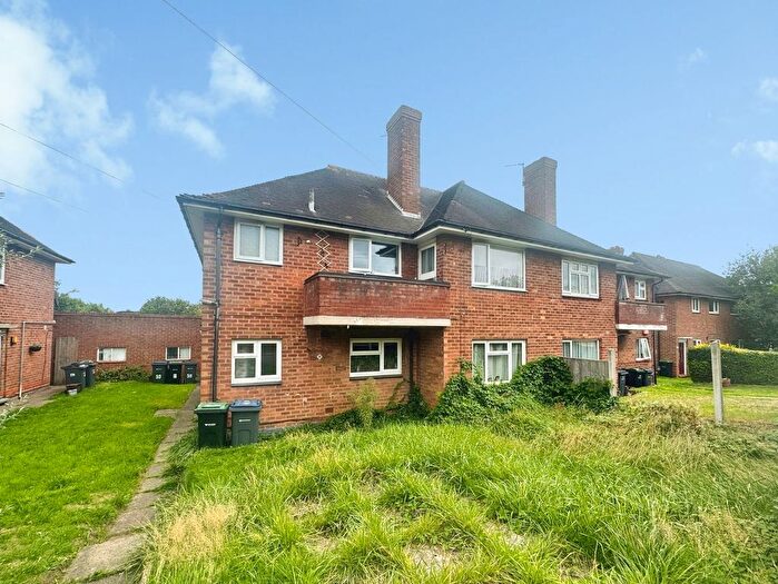 2 Bedroom Maisonette For Sale In Darleydale Avenue, Birmingham, B44