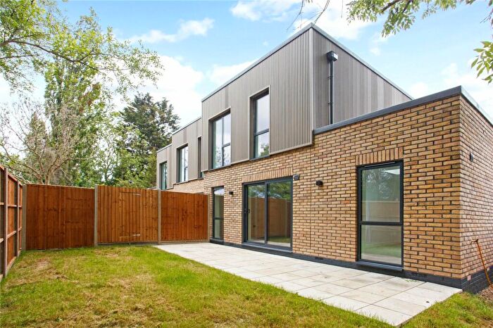 3 Bedroom End Of Terrace House For Sale In Primrose Mews, Harrow Road, Wembley, HA0