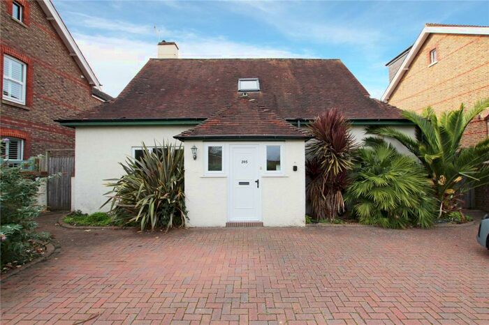 4 Bedroom Detached House To Rent In Rectory Road, Worthing, West Sussex, BN14