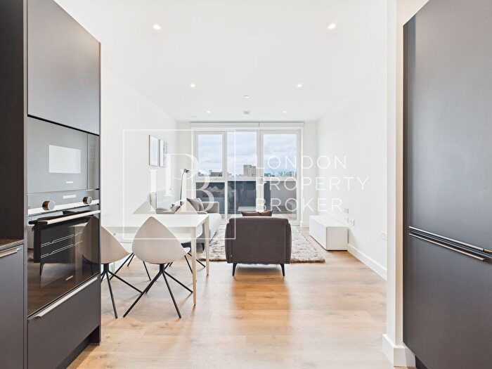 2 Bedroom Flat To Rent In Kubrick House Lombard Square, SE28